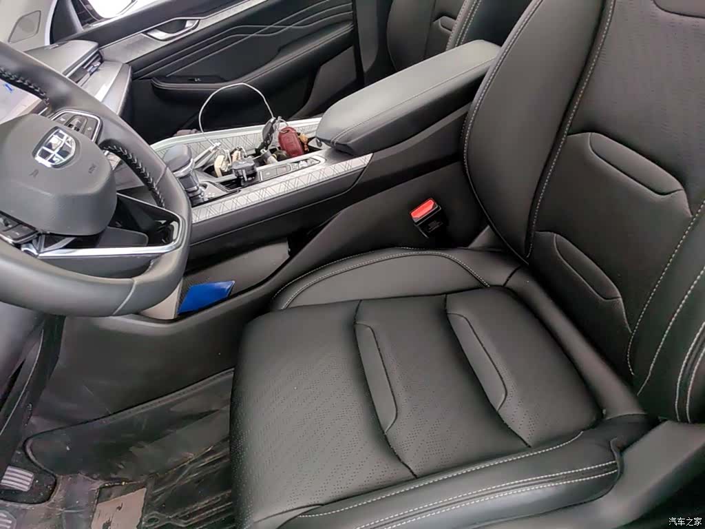 Geely Preface, 2023 15