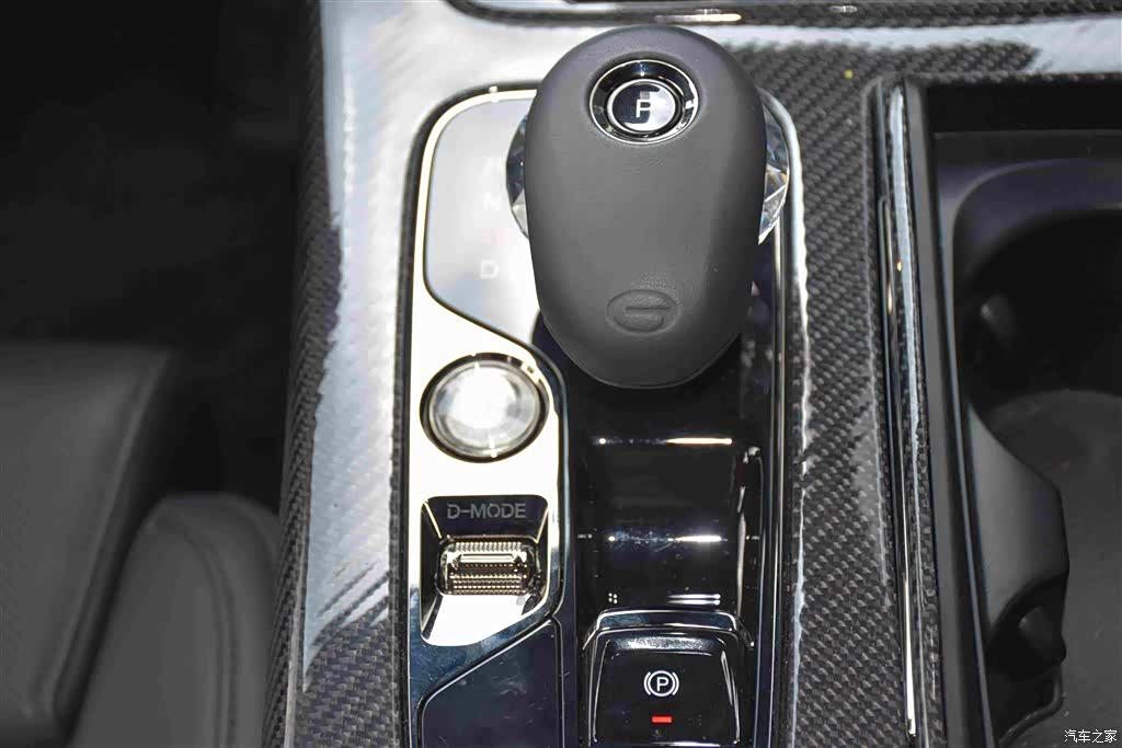Trumpchi M8, 2025 14