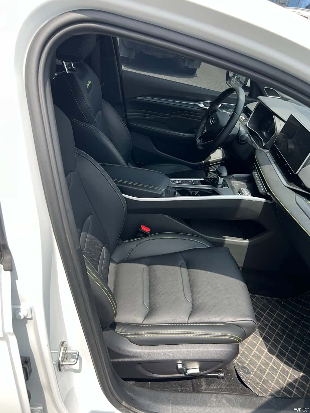 Geely Preface, 2024 8