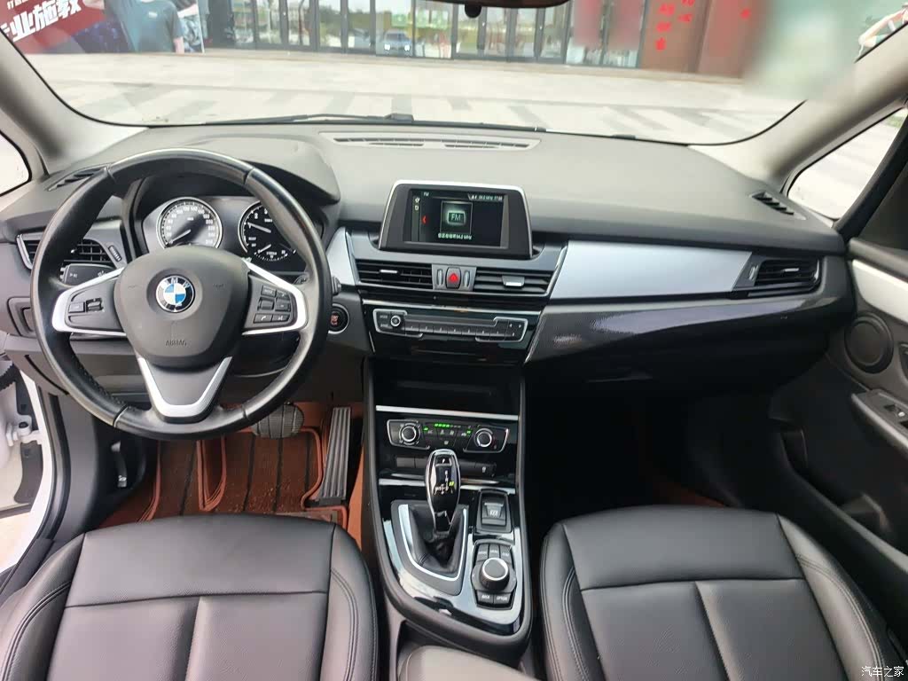 BMW 2 Series, 2019 все фото