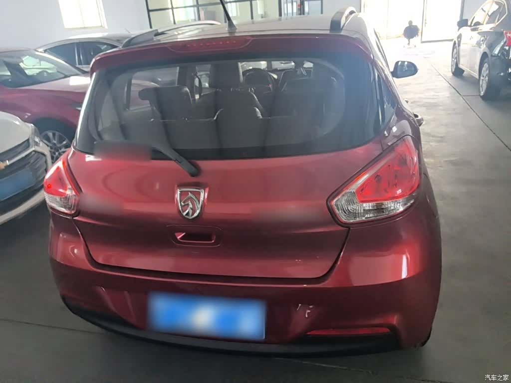 Wuling 310, 2016 6