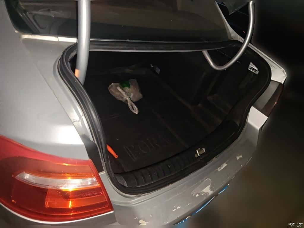 Volkswagen Bora, 2014 10