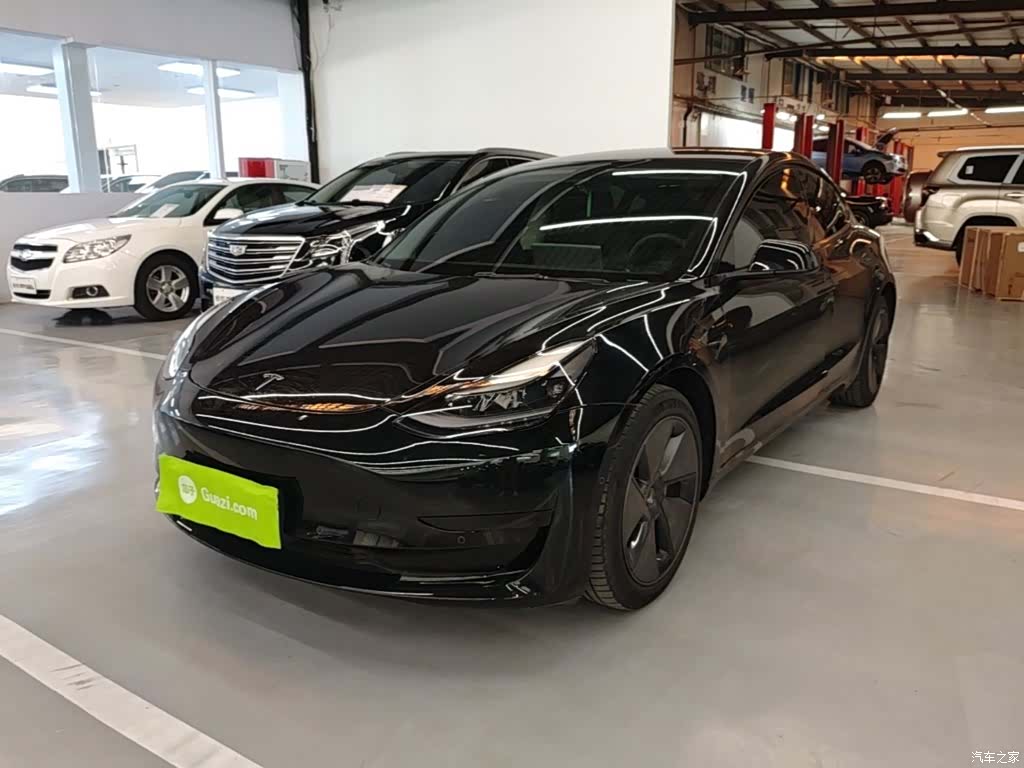 Tesla Model 3, 2023 1
