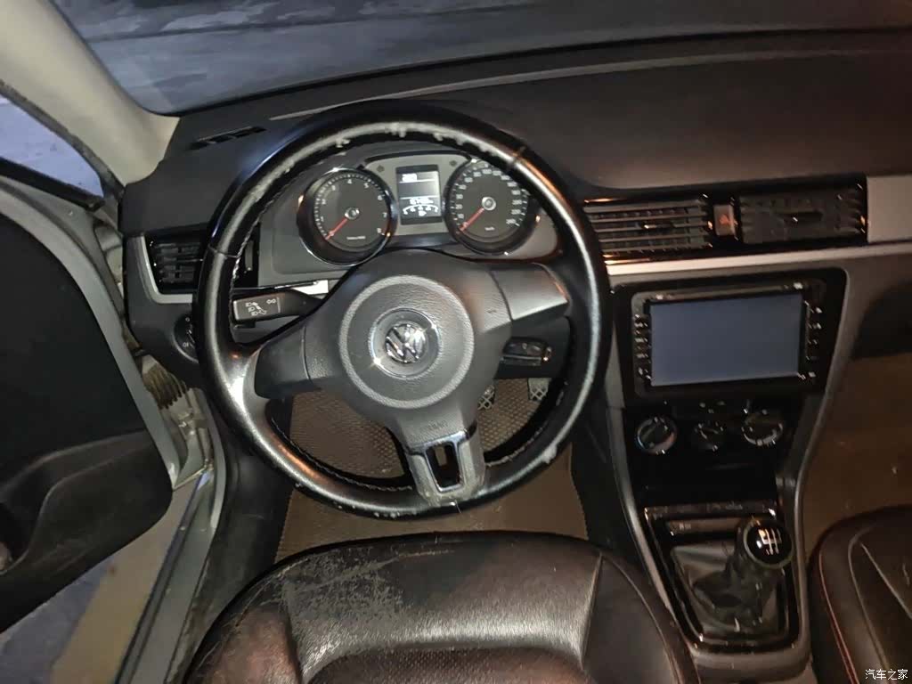 Volkswagen Bora, 2014 3