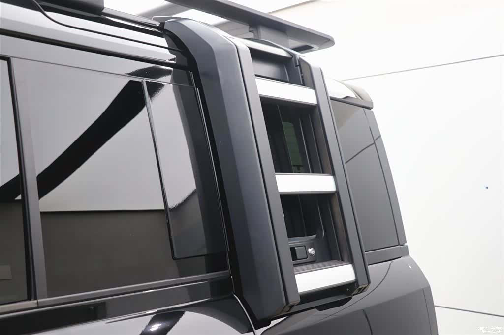 Land Rover Defender, 2021 31