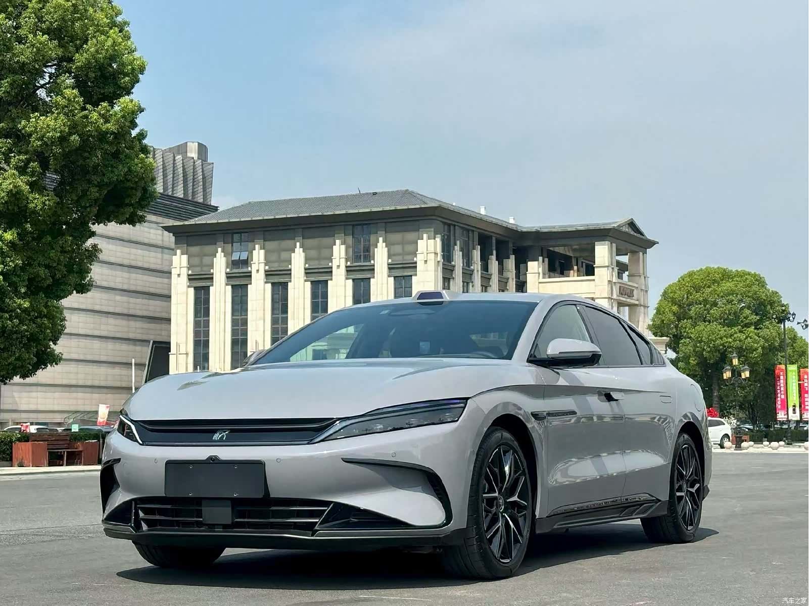 BYD Han, 2025 1