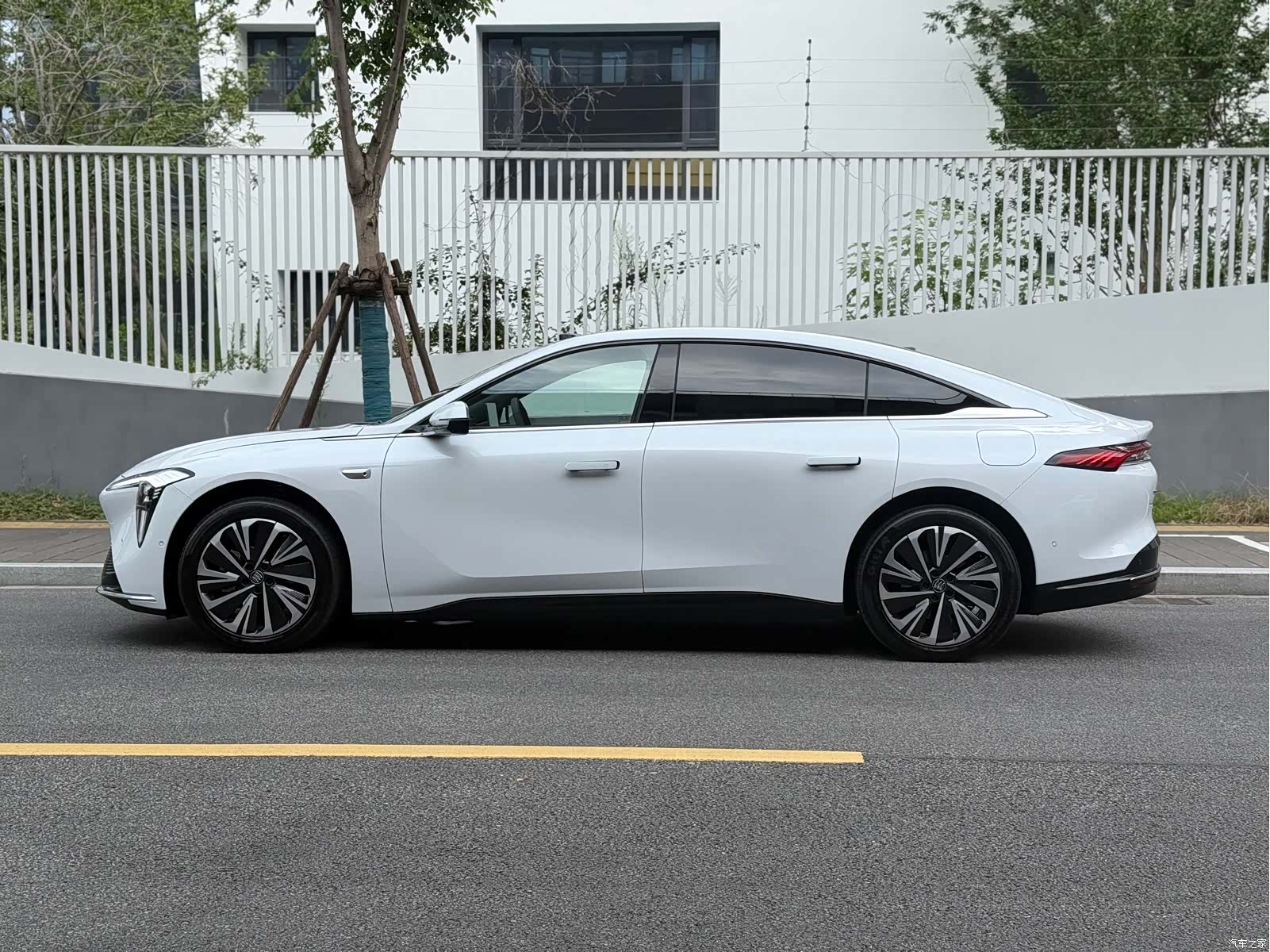 Buick L7, 2025 3