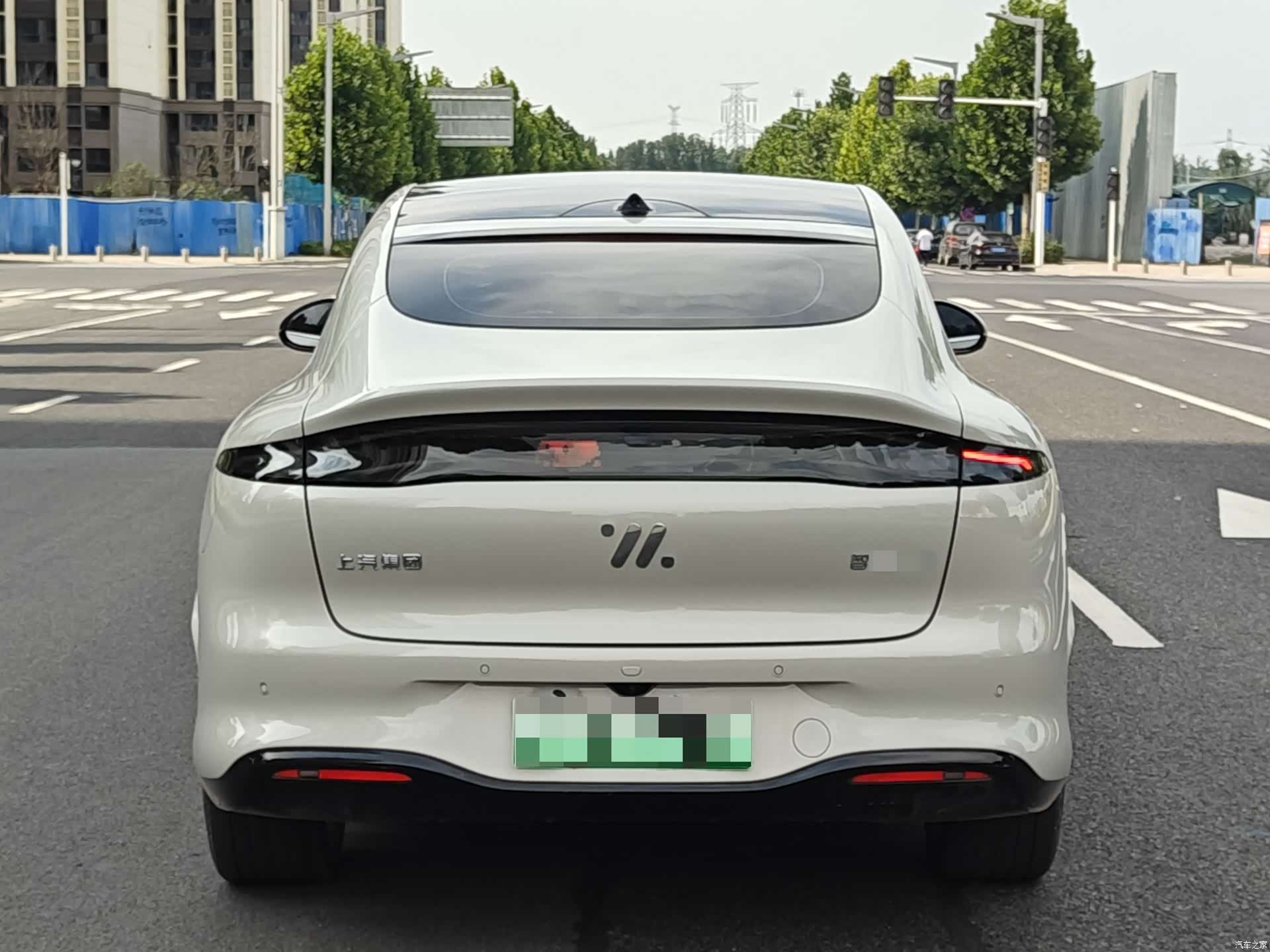 IM Motors LS6, 2025 18