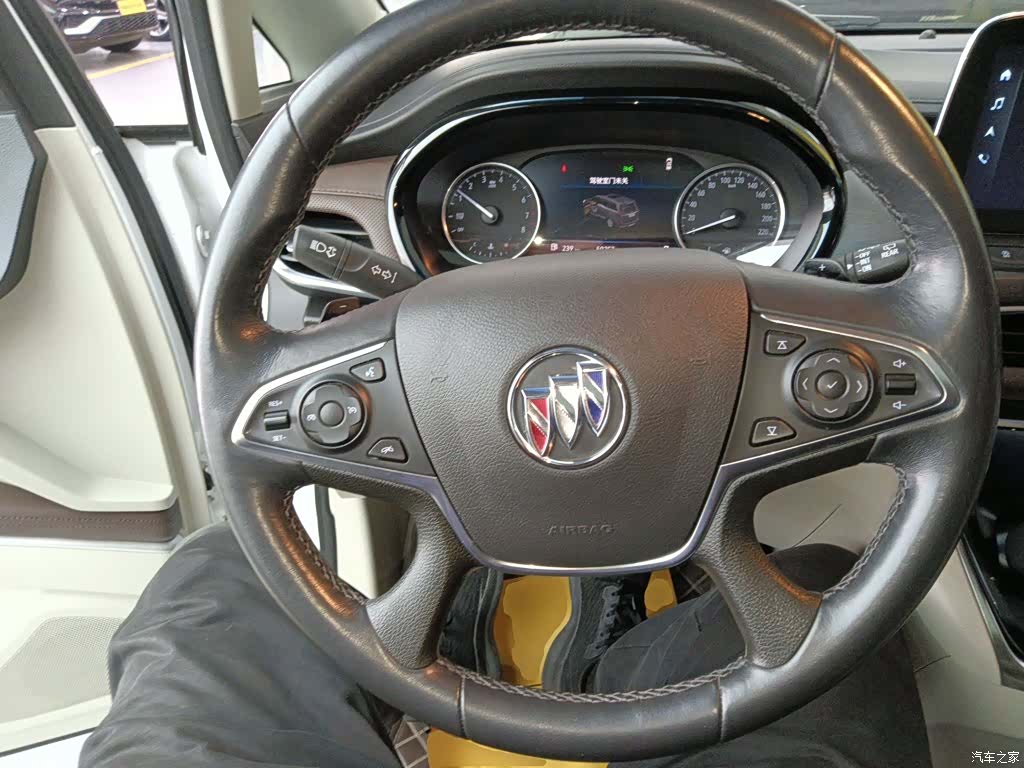 Buick GL8, 2023 7
