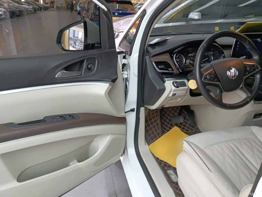 Buick GL8, 2023 12