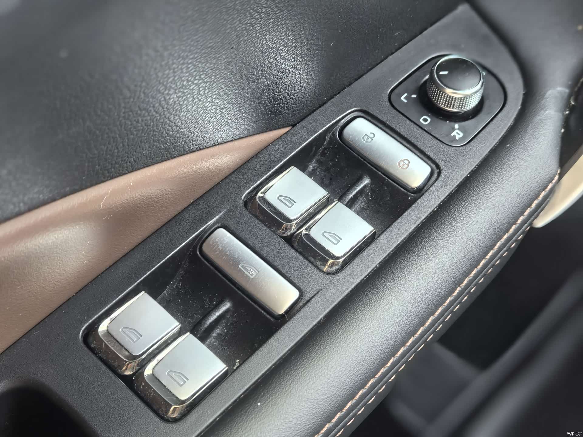 Geely Coolray, 2020 13