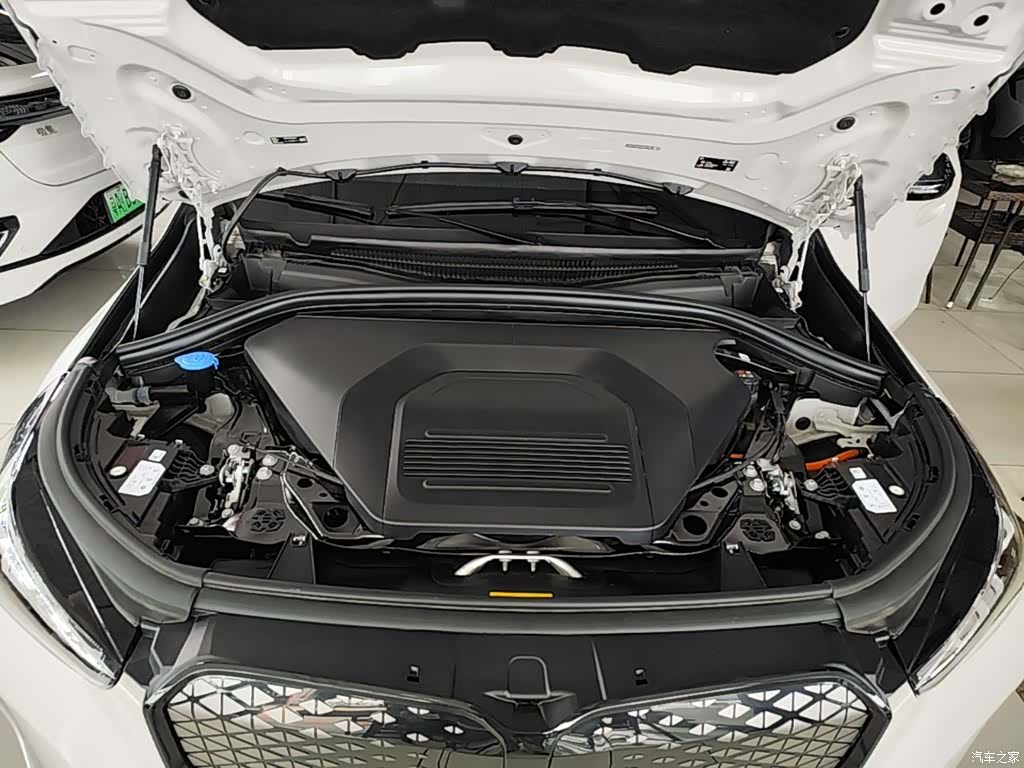 BMW iX1, 2025 20