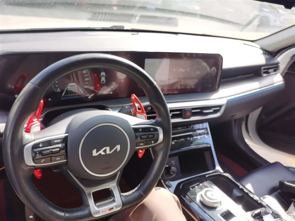 Kia K5, 2022 10