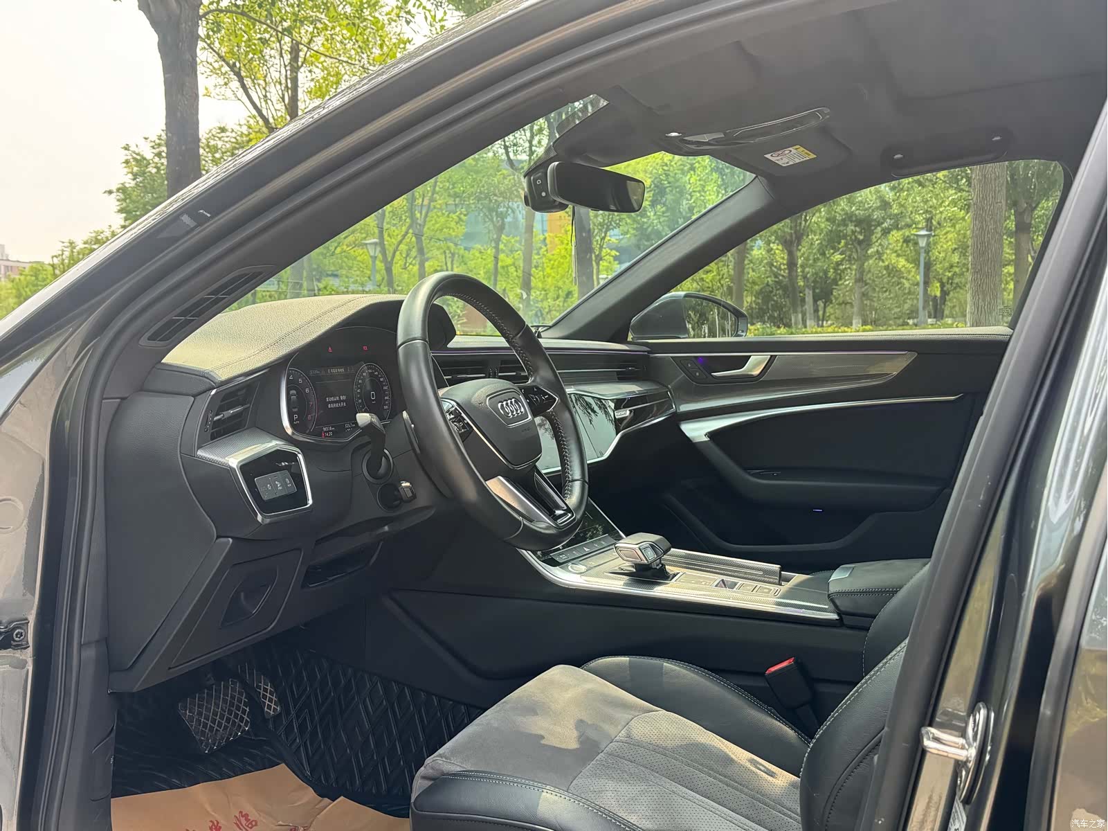 Audi A6L, 2020 4