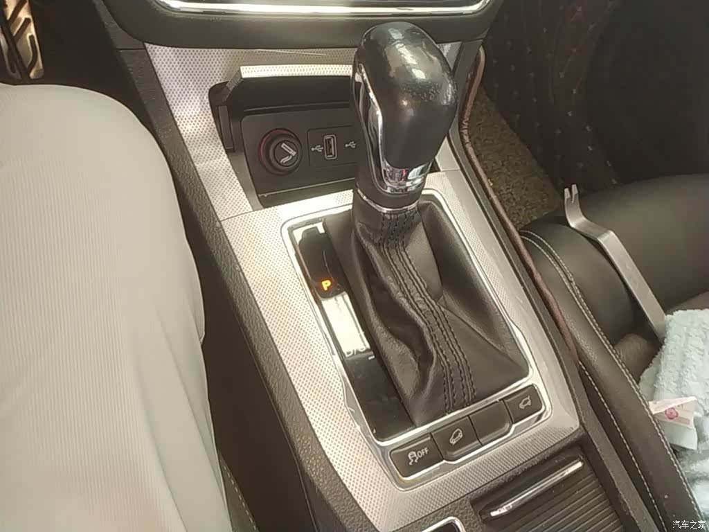 Roewe RX5, 2018 14