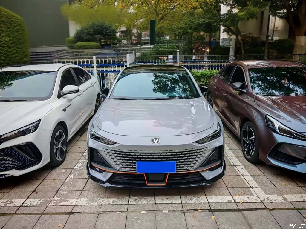 Changan UNI-V, 2023 2