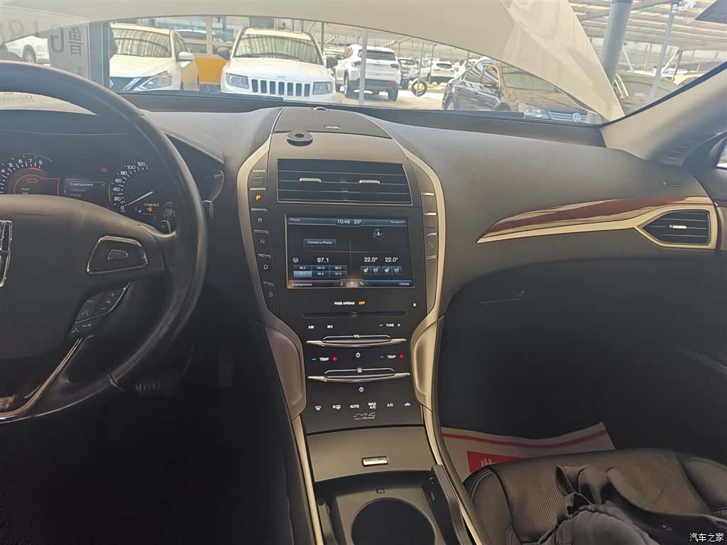 Lincoln MKZ, 2015 13
