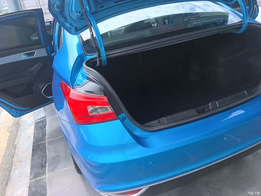Chery 5, 2019 все фото