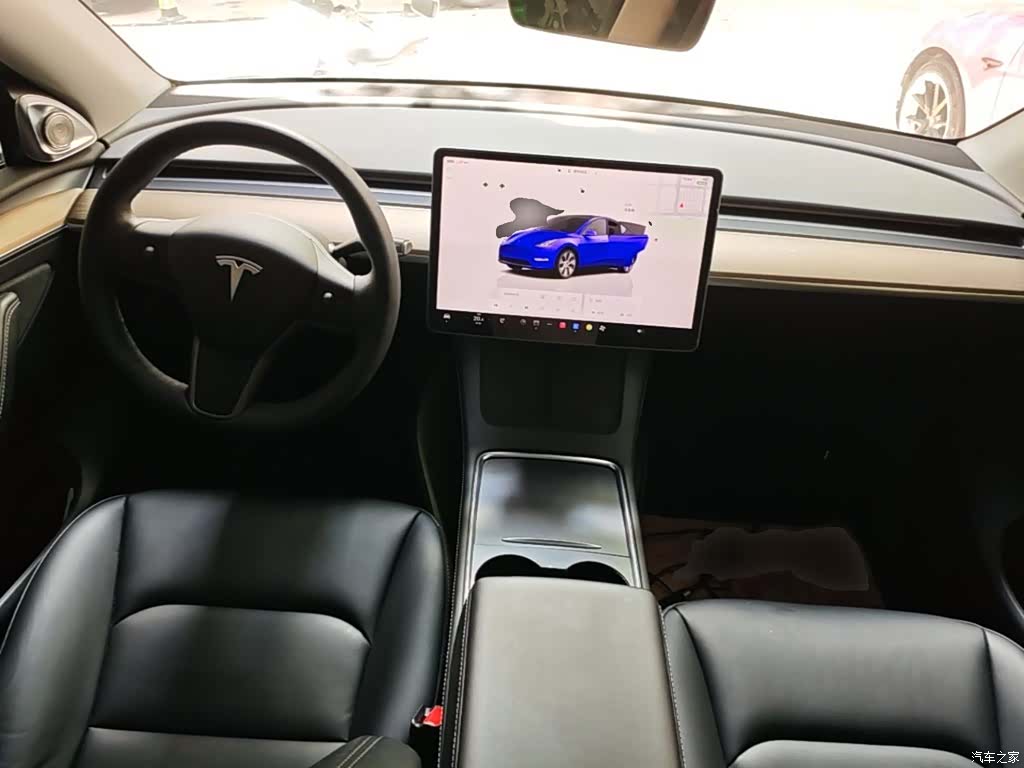 Tesla Model Y, 2022 10