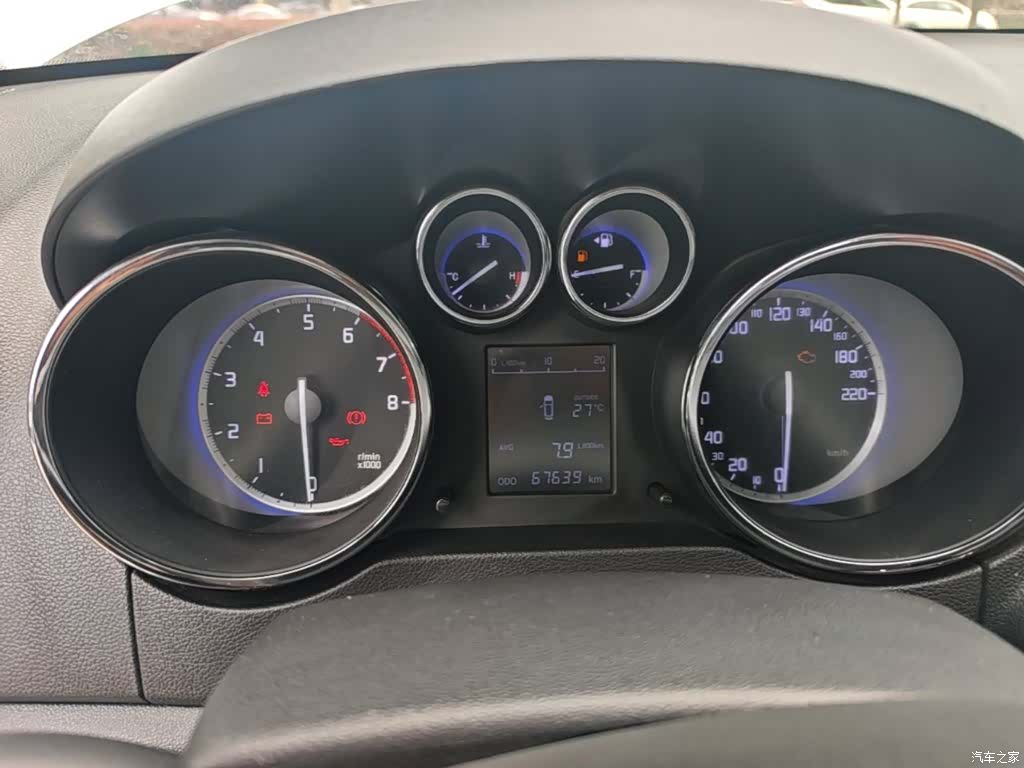 Changan CS35, 2017 12
