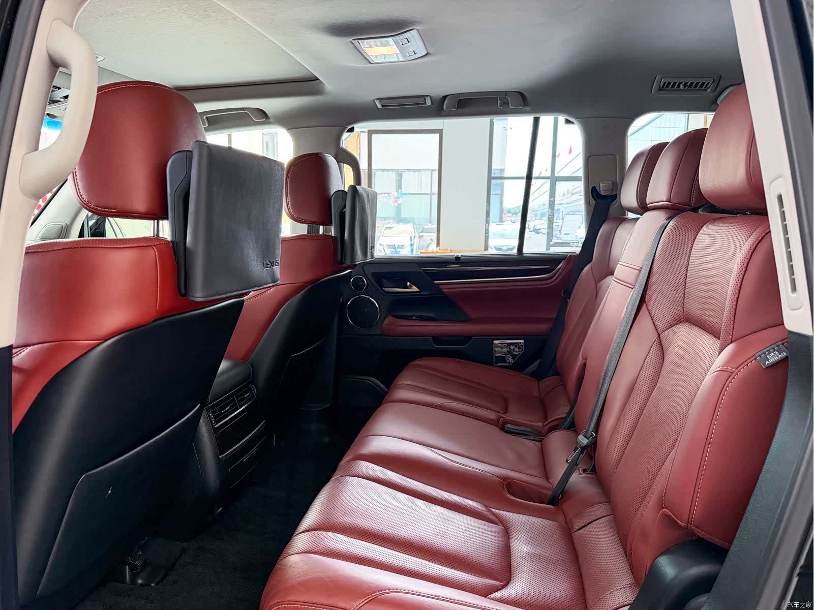 Lexus LX, 2020 11