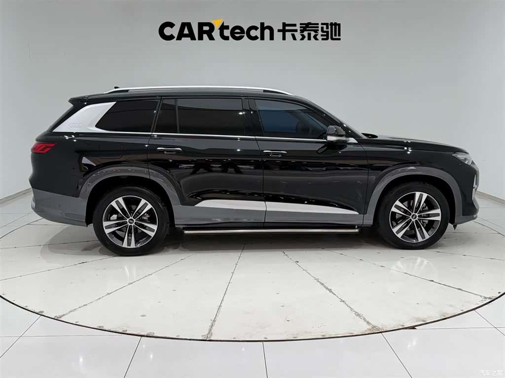 Audi Q6, 2023 12
