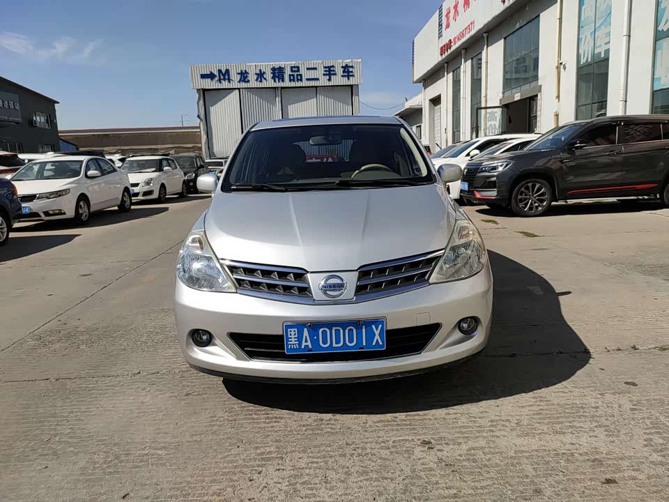 Nissan TIIDA
