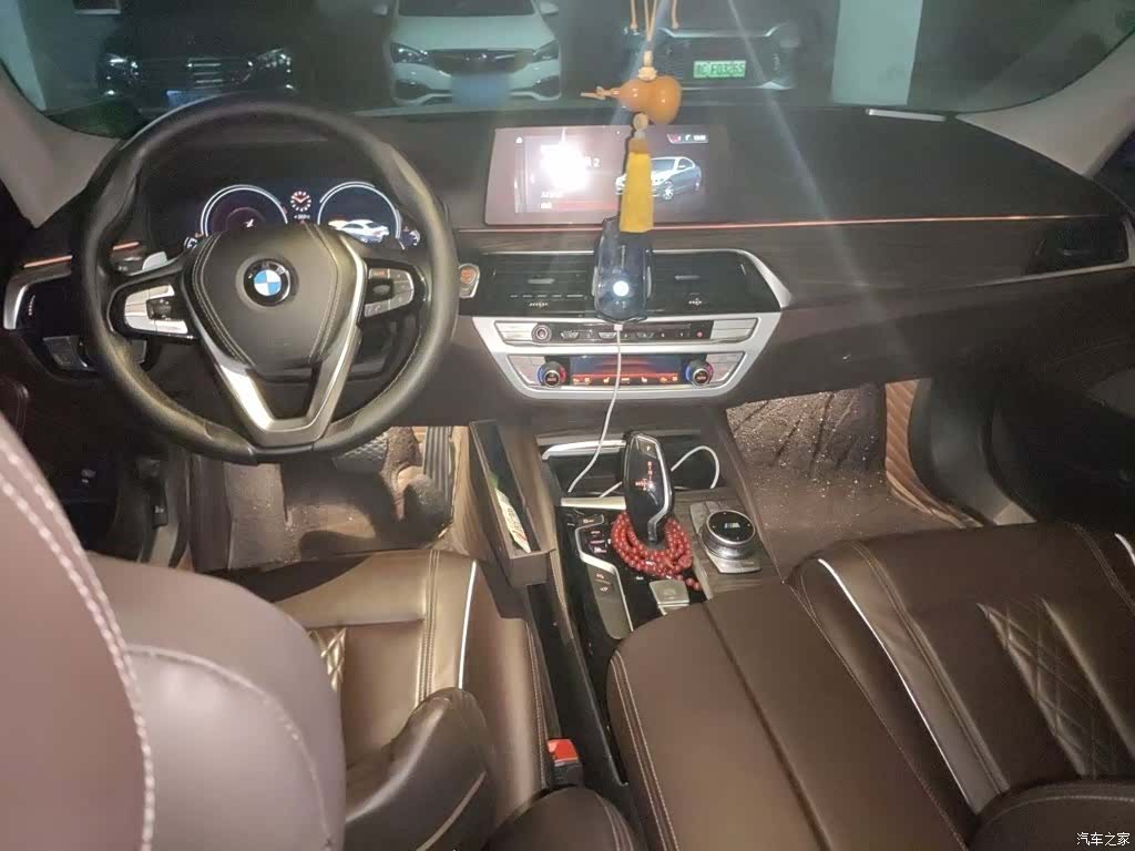 BMW 5 Series, 2018 13