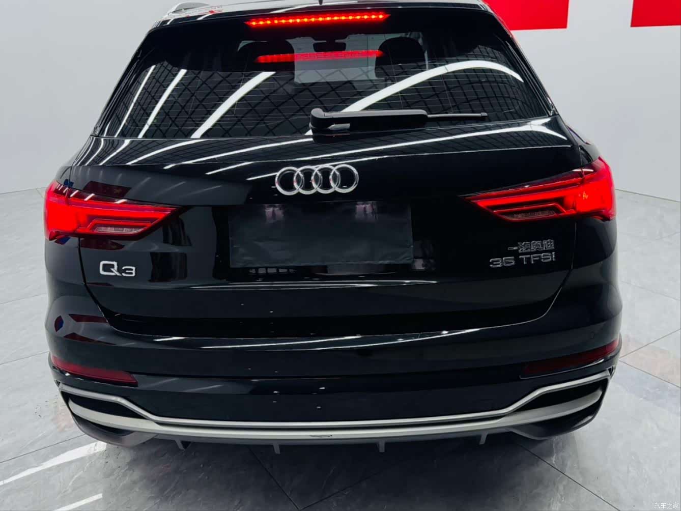 Audi Q3, 2022 12