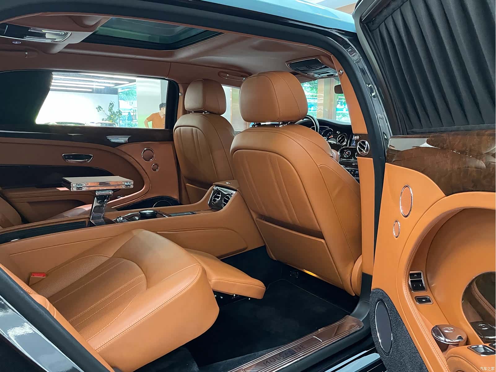 Bentley Mulsanne, 2019 16