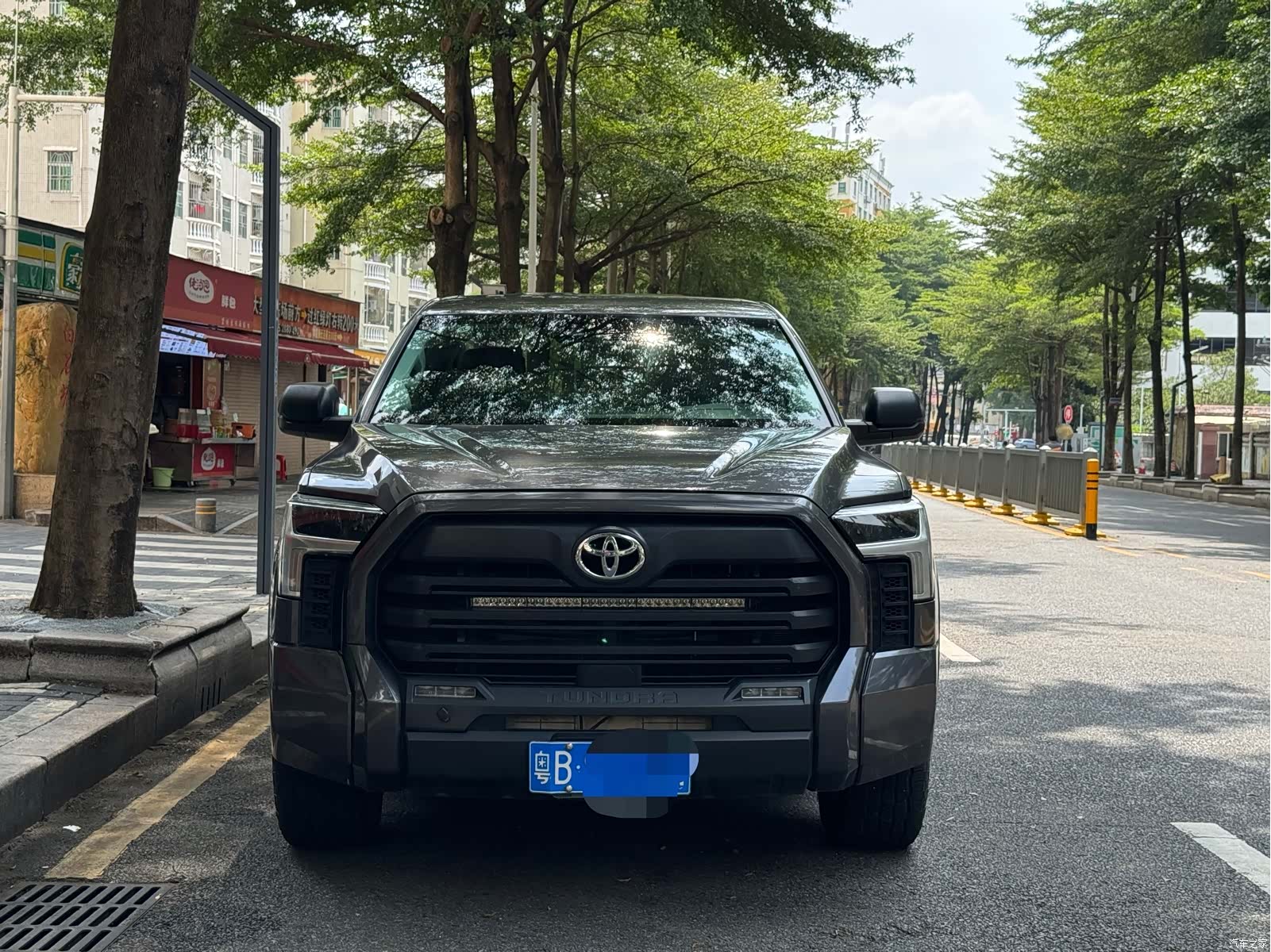 Toyota Tundra, 2022 2