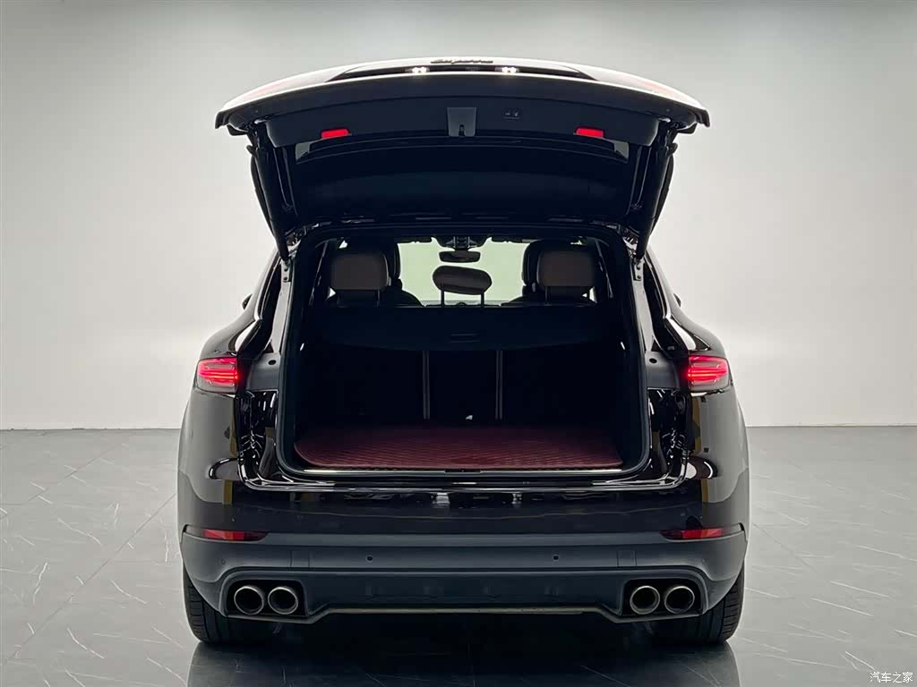Porsche Cayenne, 2019 12