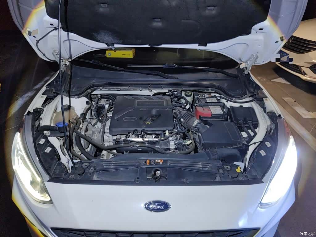 Ford Focus, 2020 11