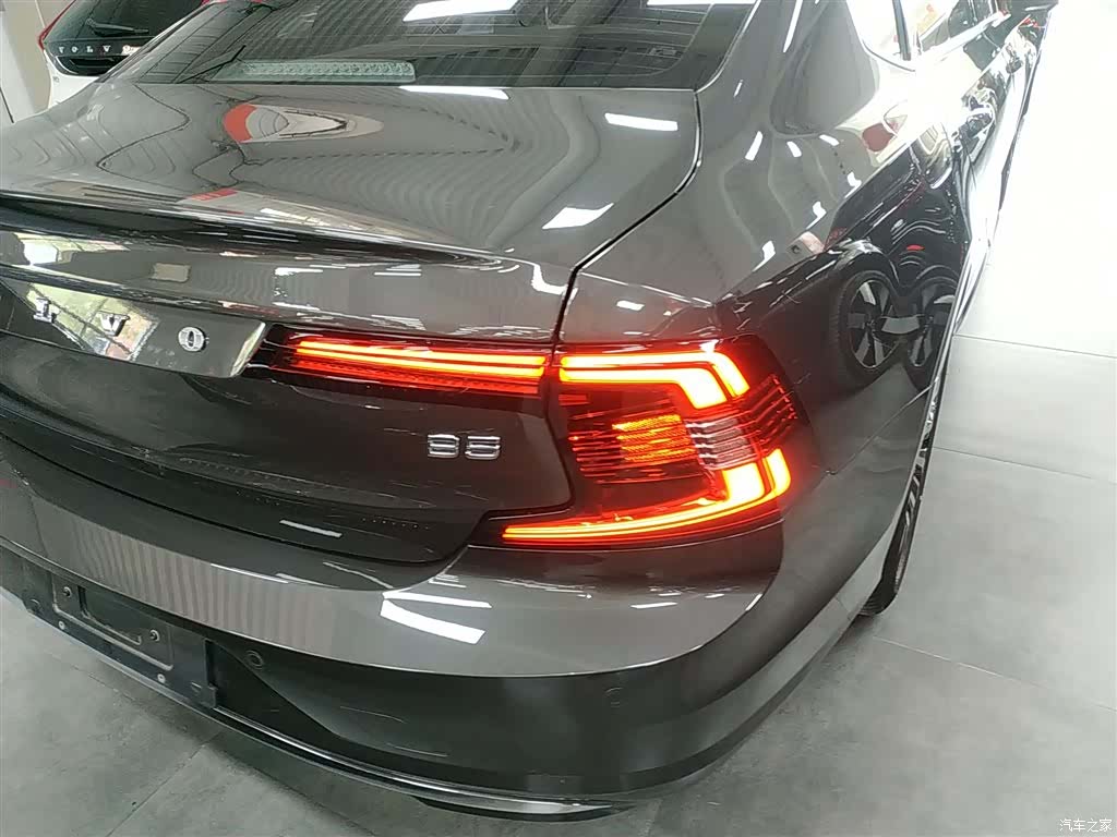Volvo S90, 2024 8