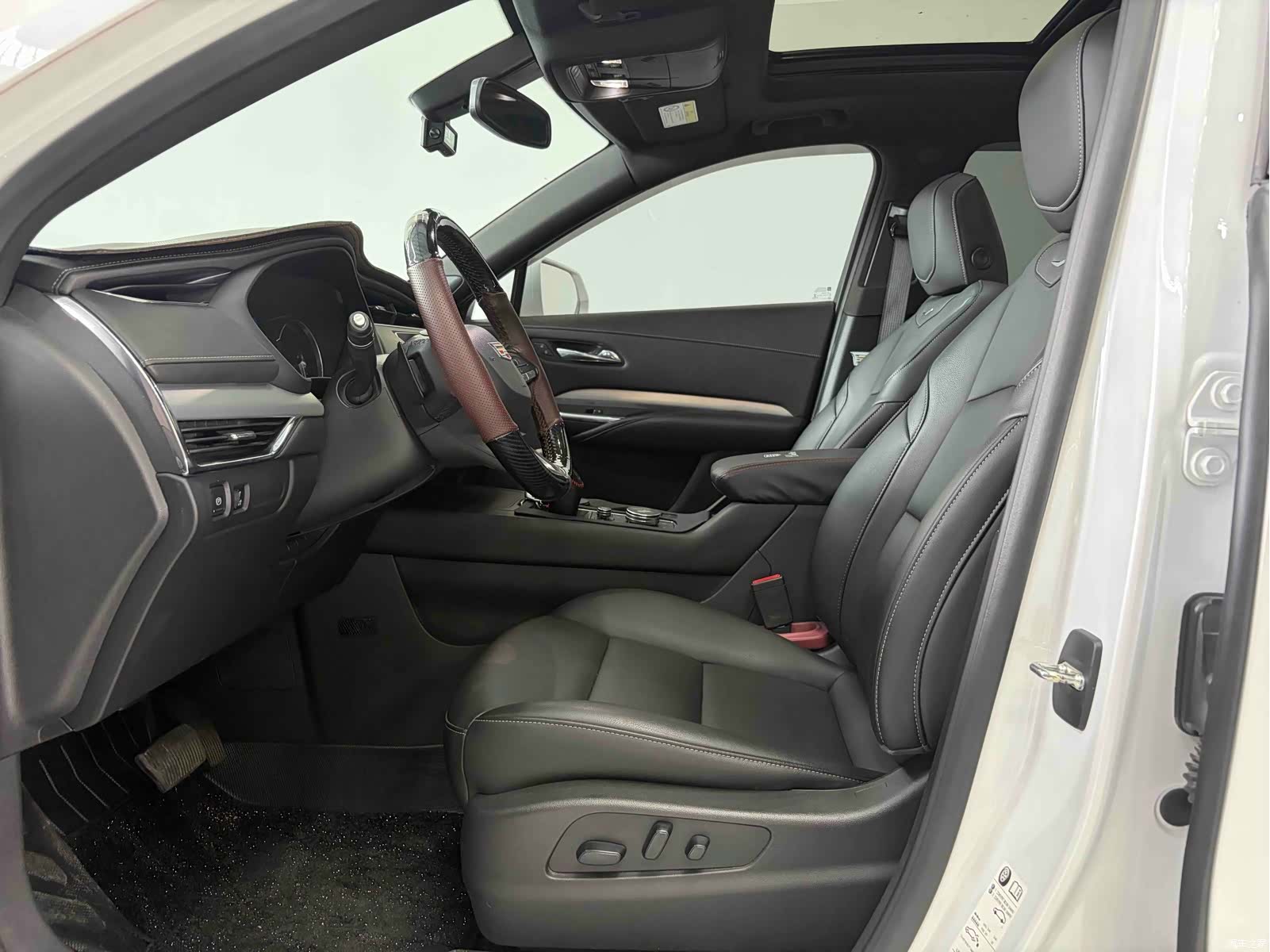 Cadillac XT4, 2021 4