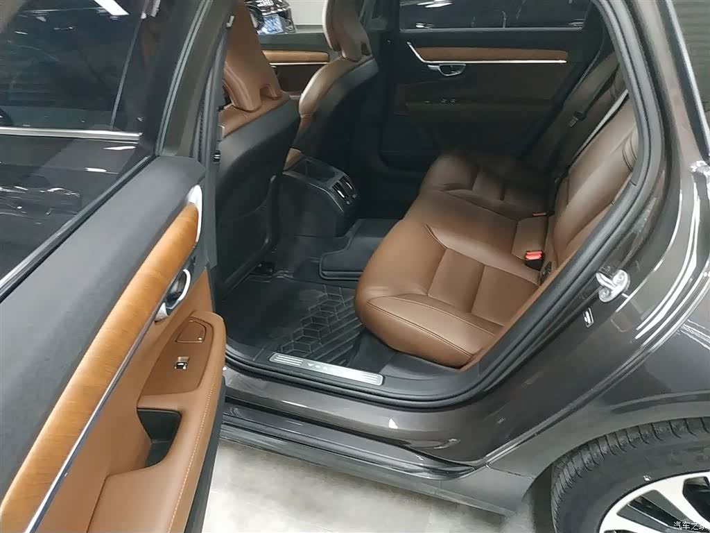 Volvo S90, 2024 17