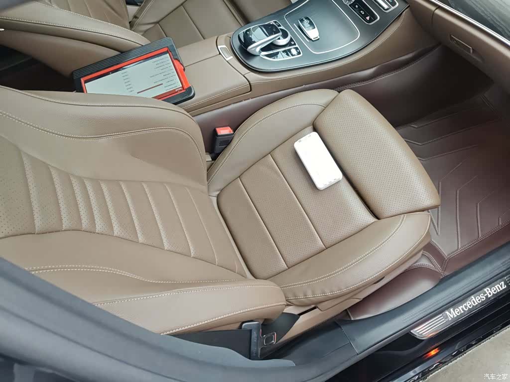 Mercedes-Benz E-Class, 2018 20