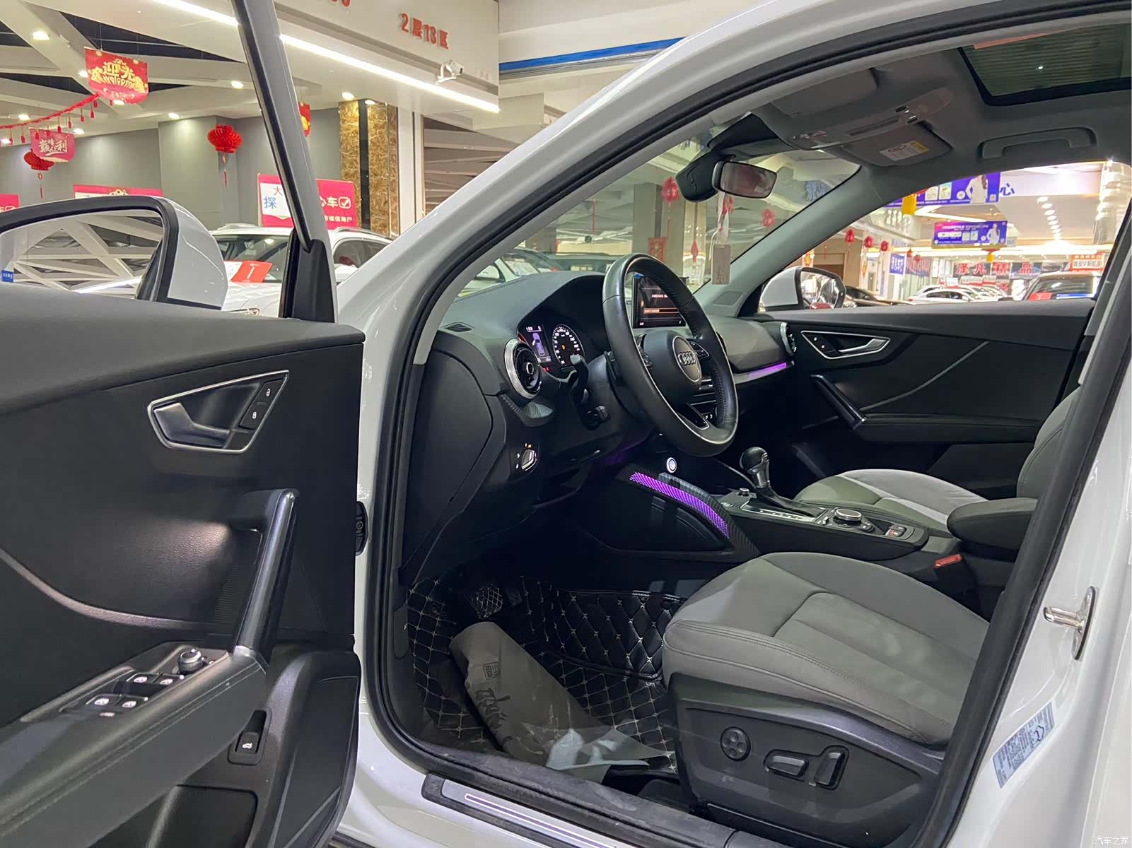 Audi Q2L, 2022 8