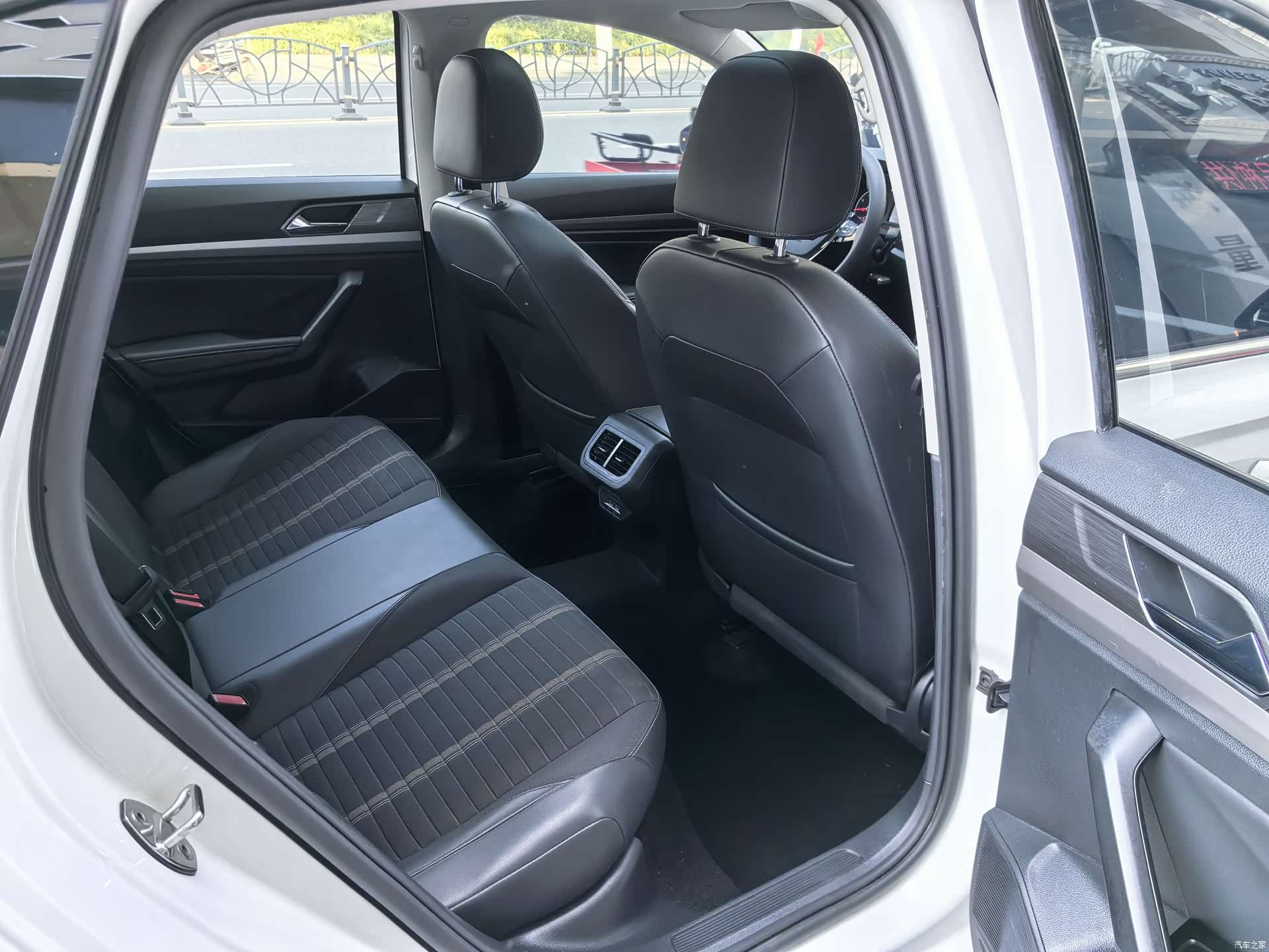 Volkswagen Lavida, 2020 14