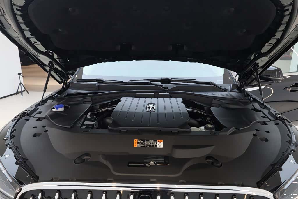 Lincoln Aviator, 2025 13