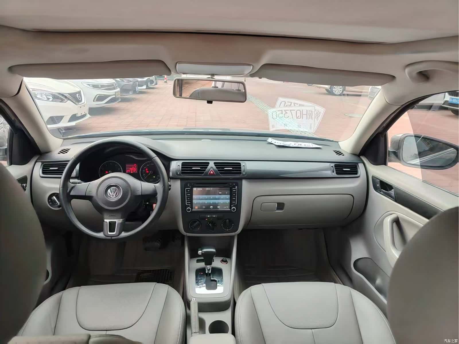 Volkswagen Bora, 2012 все фото