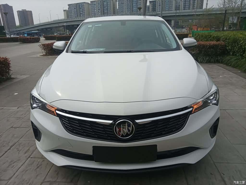 Buick Verano, 2023 3