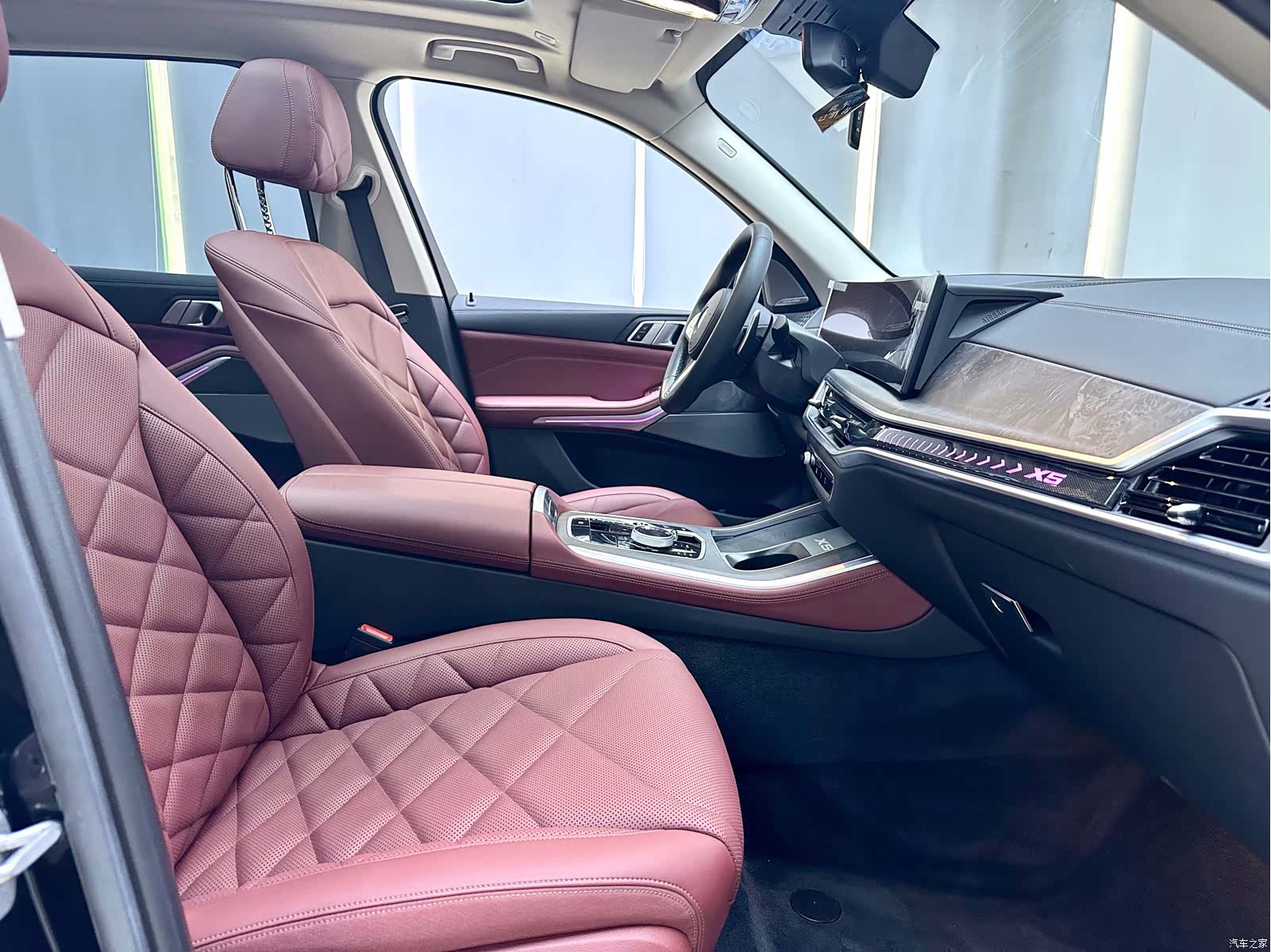 BMW X5, 2024 11