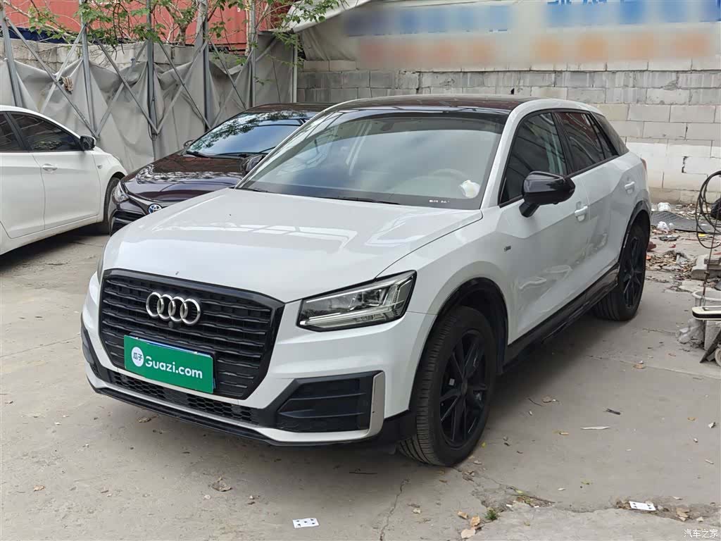 Audi Q2L, 2021 1