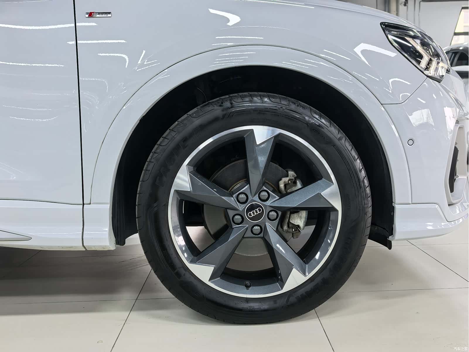 Audi Q3, 2023 6