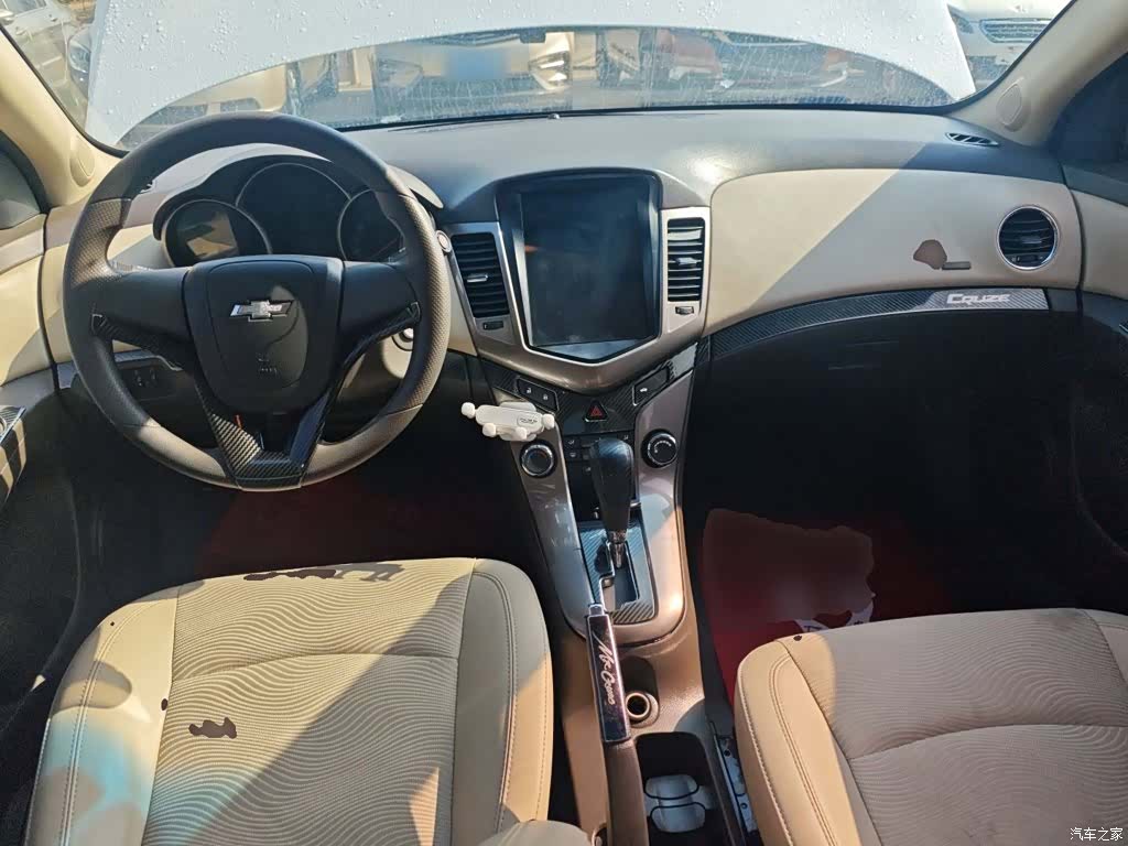 Chevrolet SE, 2015 10