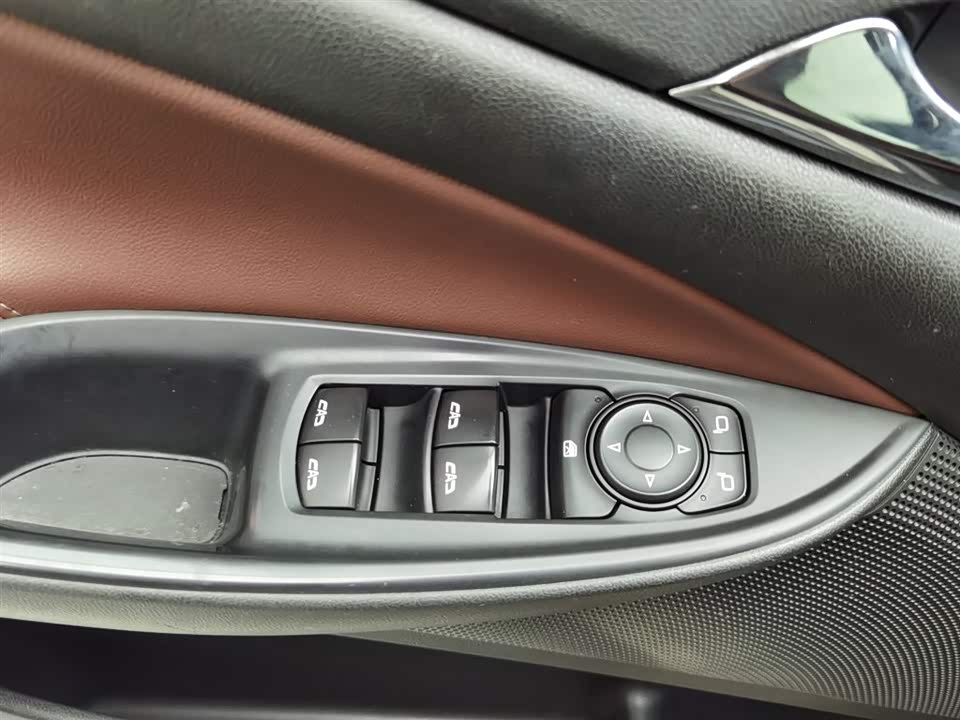 Buick GL6