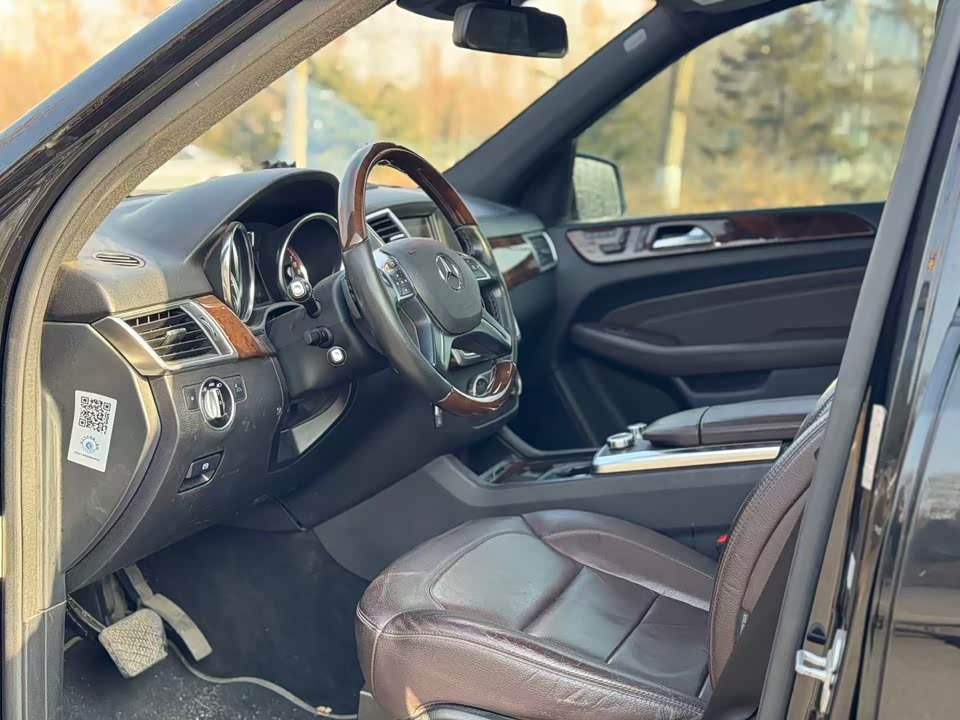 Mercedes-Benz M class