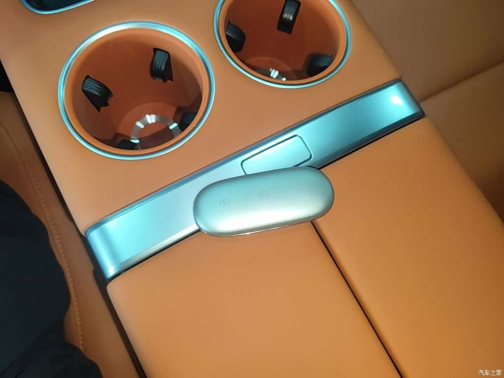 Li Auto L6, 2026 9