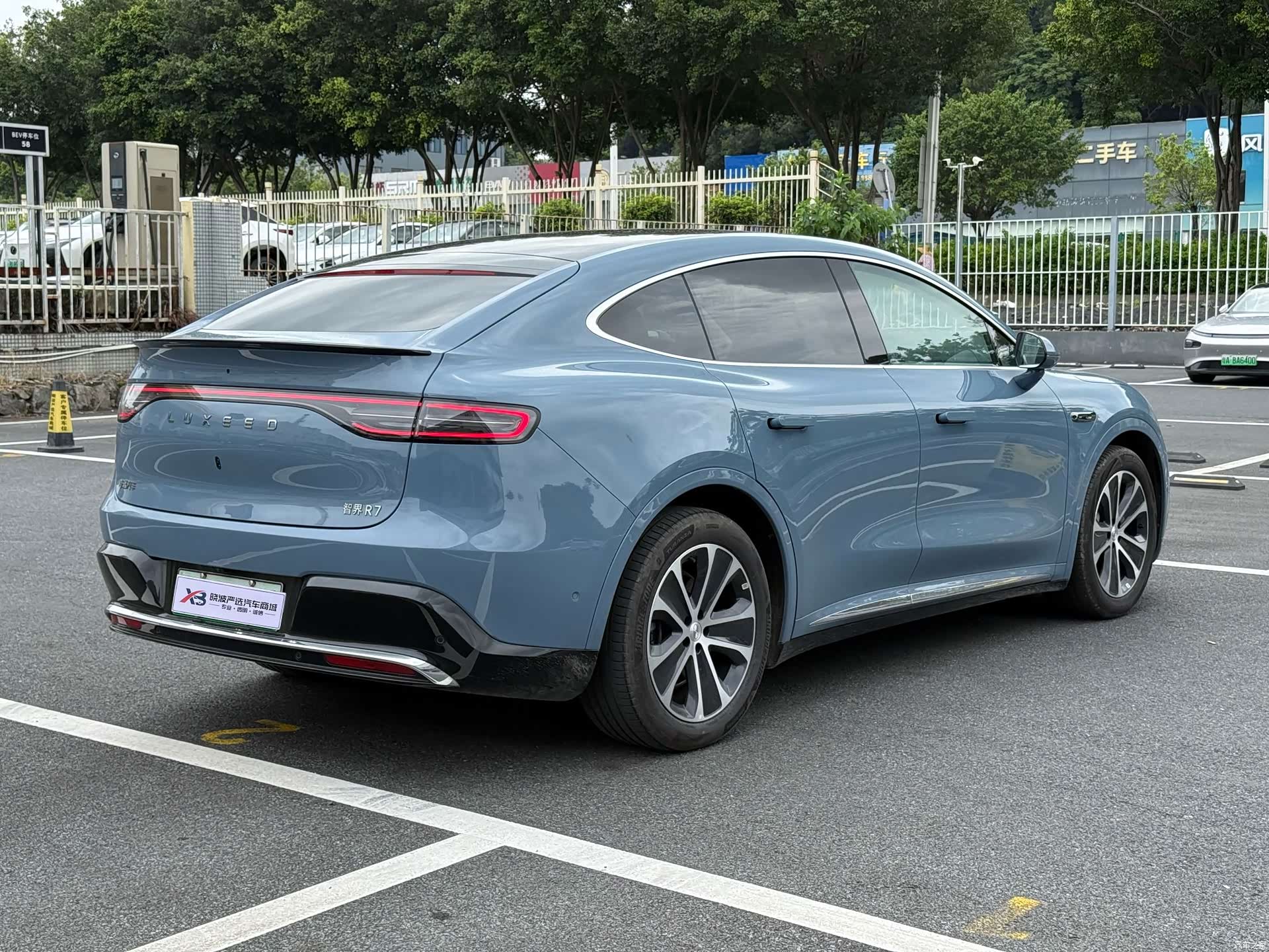 Luxeed R7, 2025 4
